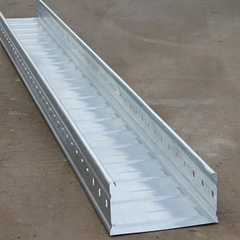 Clip trên khay cáp lồi 50mm-500mm Capacity tải 20-100kg/M