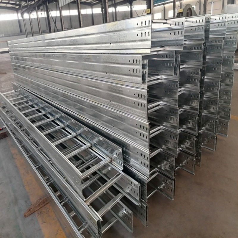 Thang dây cáp chống ăn mòn HDG cho phân phối điện